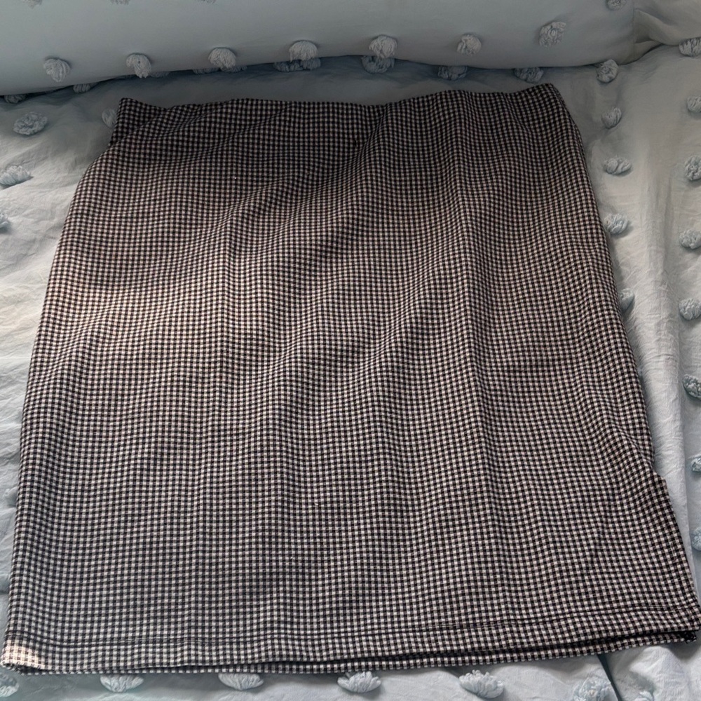 SO Black and White Checkered Pencil Skirt
